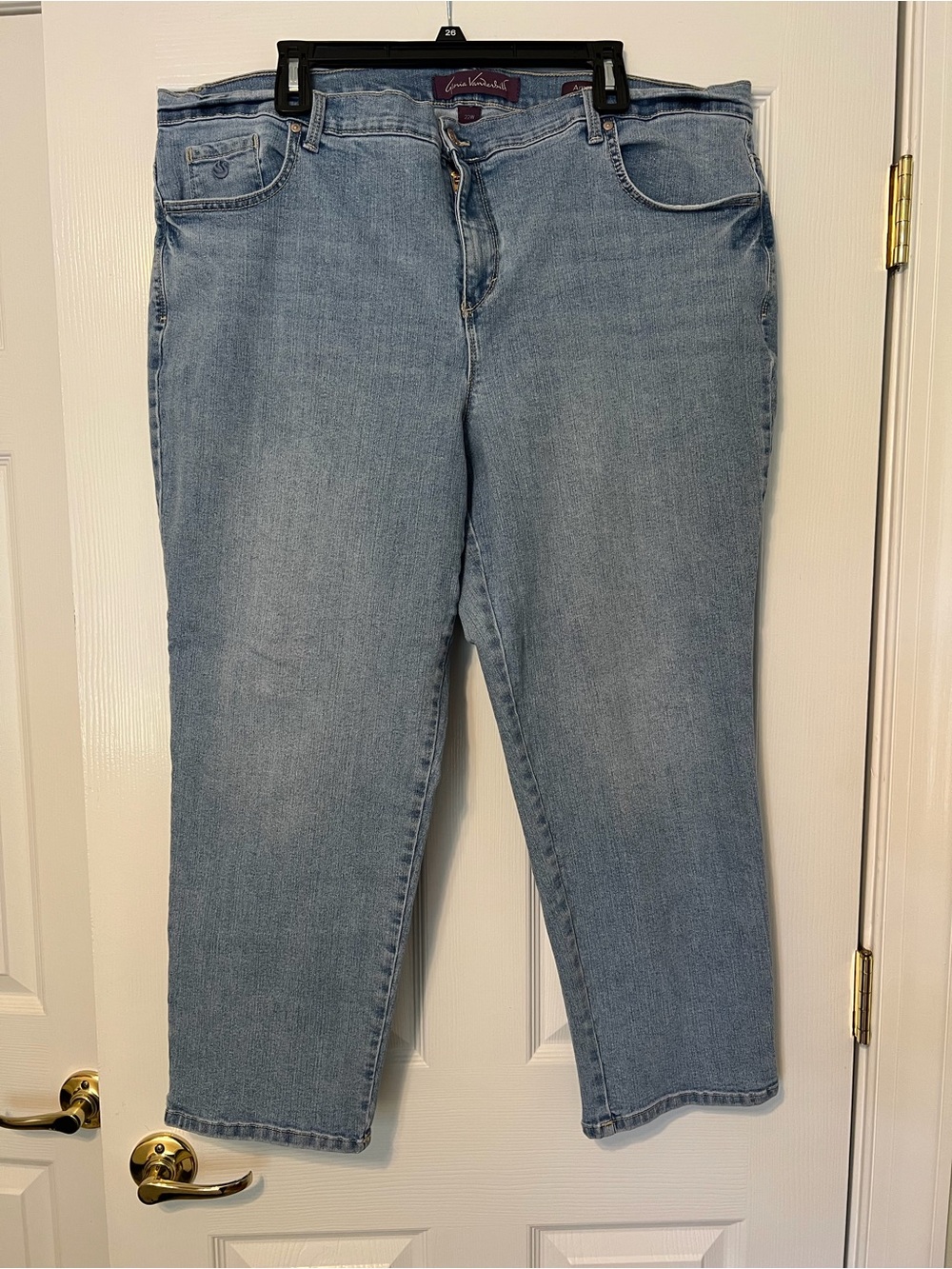 Gloria Vanderbilt Amanda denim jeans 22W Short